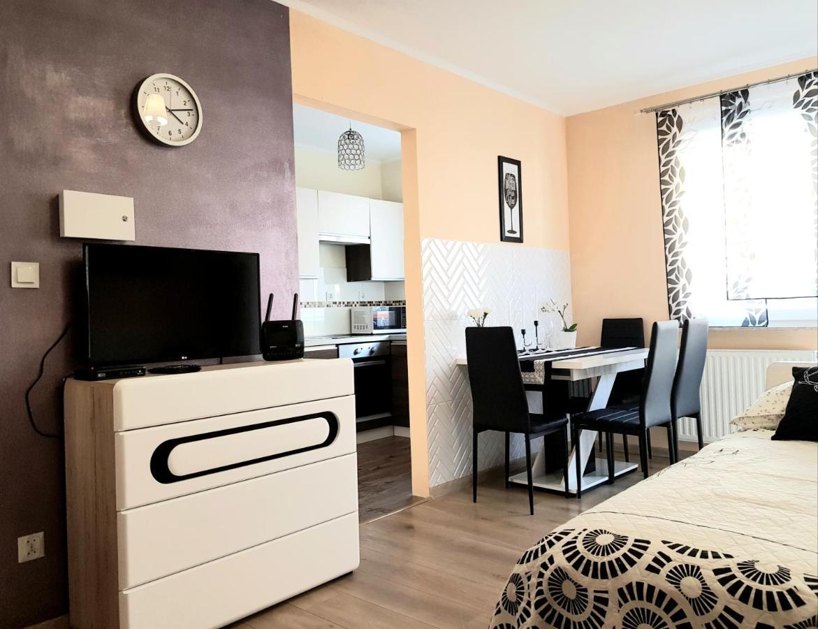 Apartment Glamour Downtown Balcony Cracovie Extérieur photo