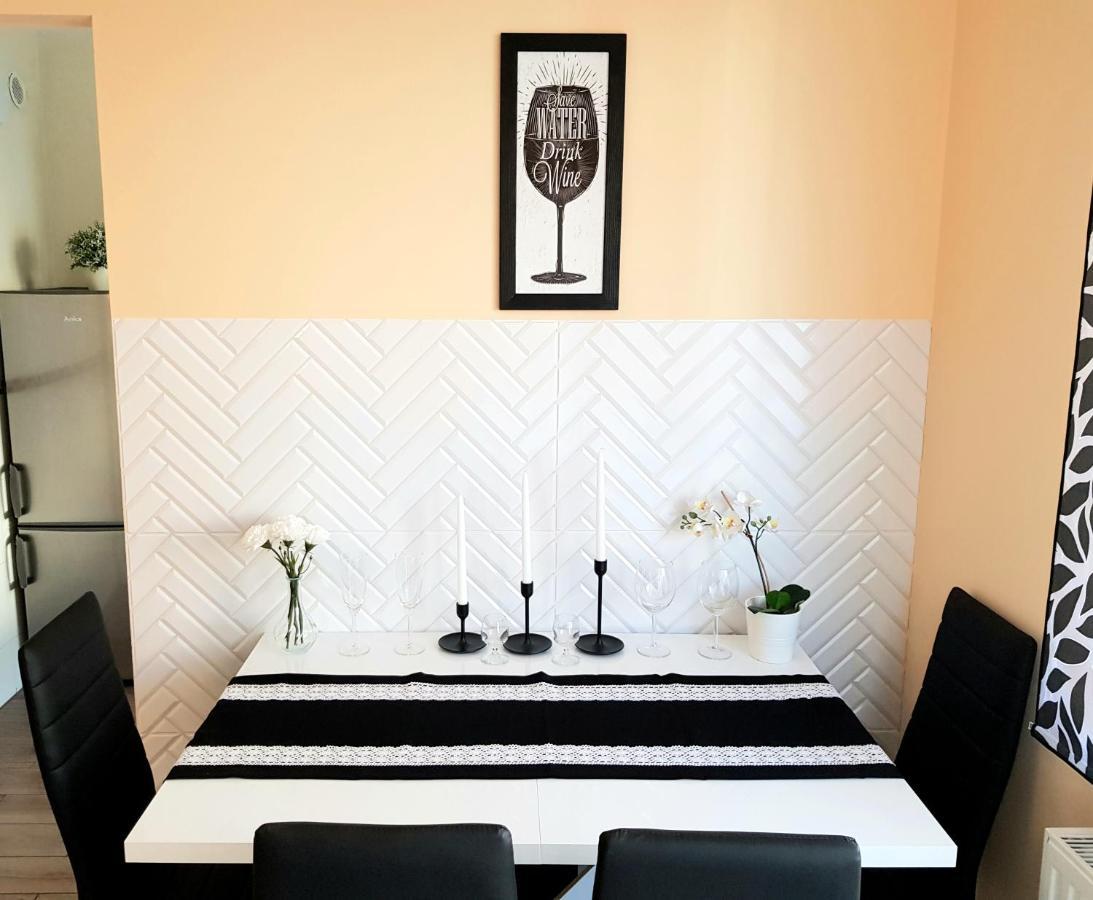 Apartment Glamour Downtown Balcony Cracovie Extérieur photo